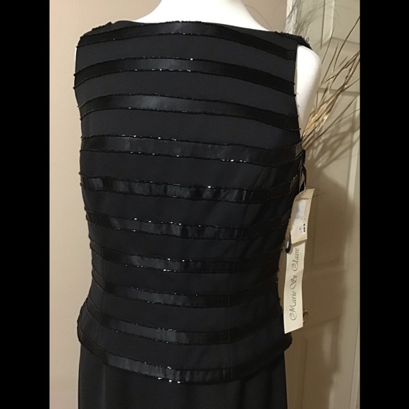 Elegant Black formal dress - Picture 2 of 4
